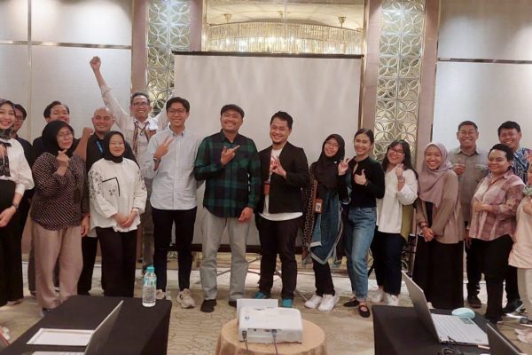 Uji Coba Aplikasi Assemblr Edu untuk Pembelajaran